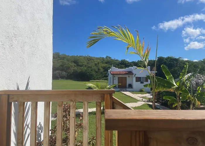 Azteca Villas